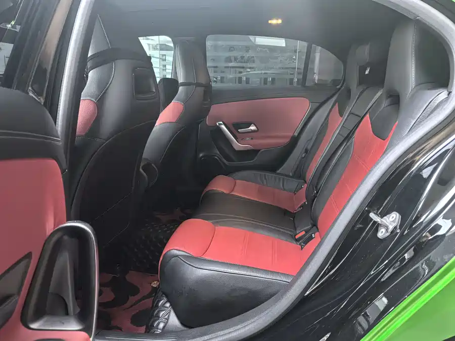 Mercedes A-Class - фото 7